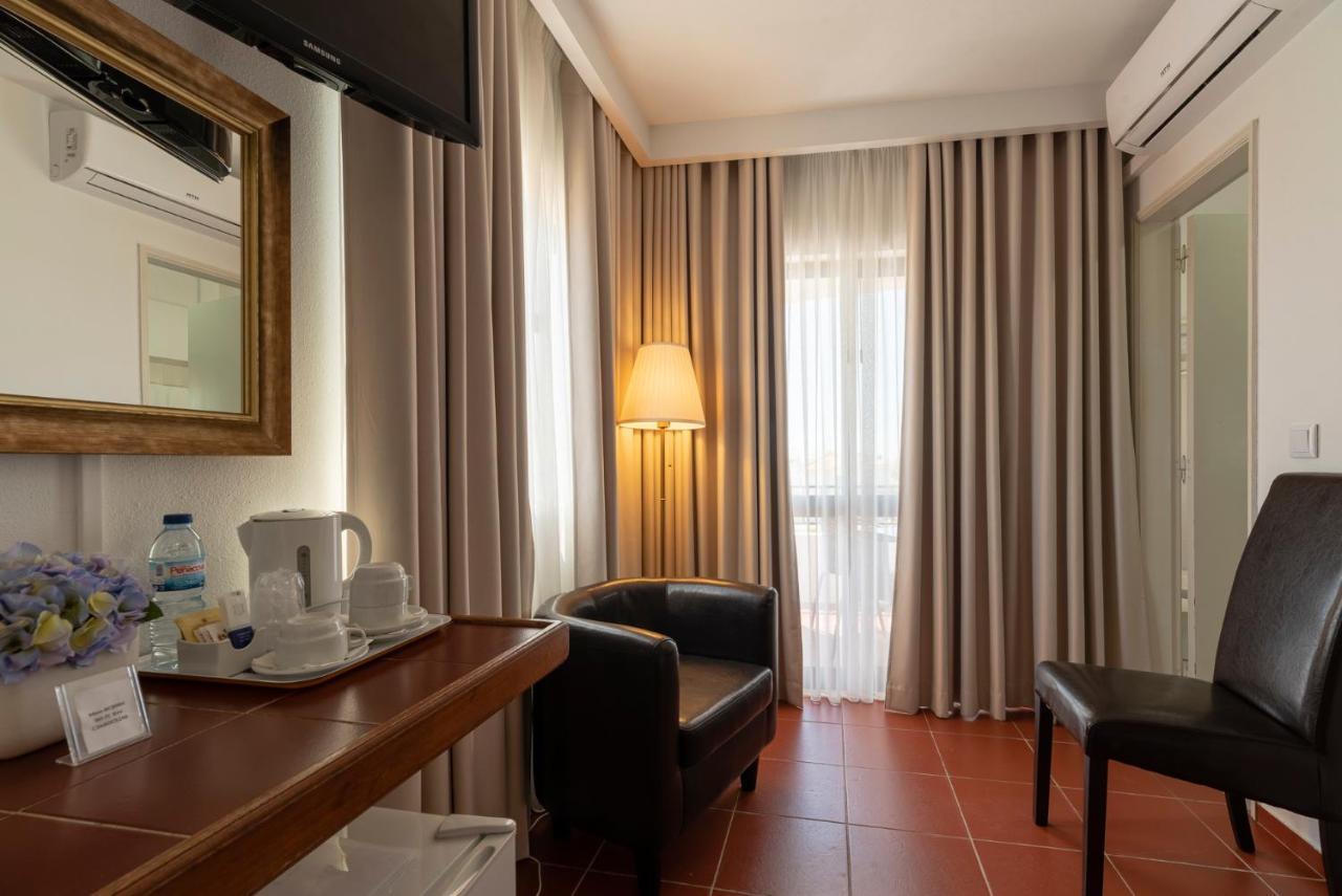 Manta Guest Bed & Breakfast Manta Rota Bagian luar foto