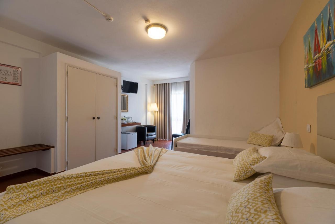 Manta Guest Bed & Breakfast Manta Rota Bagian luar foto