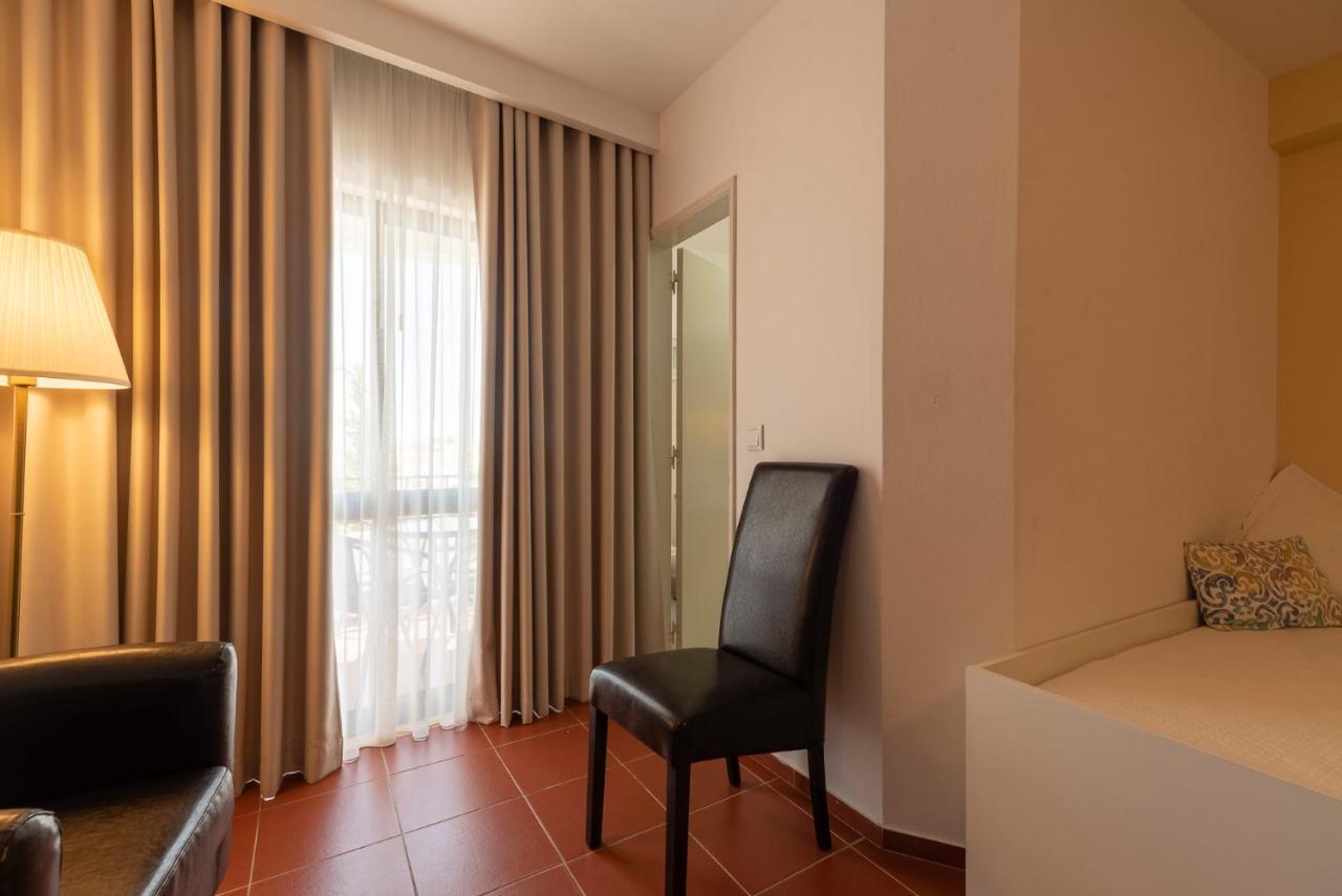 Manta Guest Bed & Breakfast Manta Rota Bagian luar foto