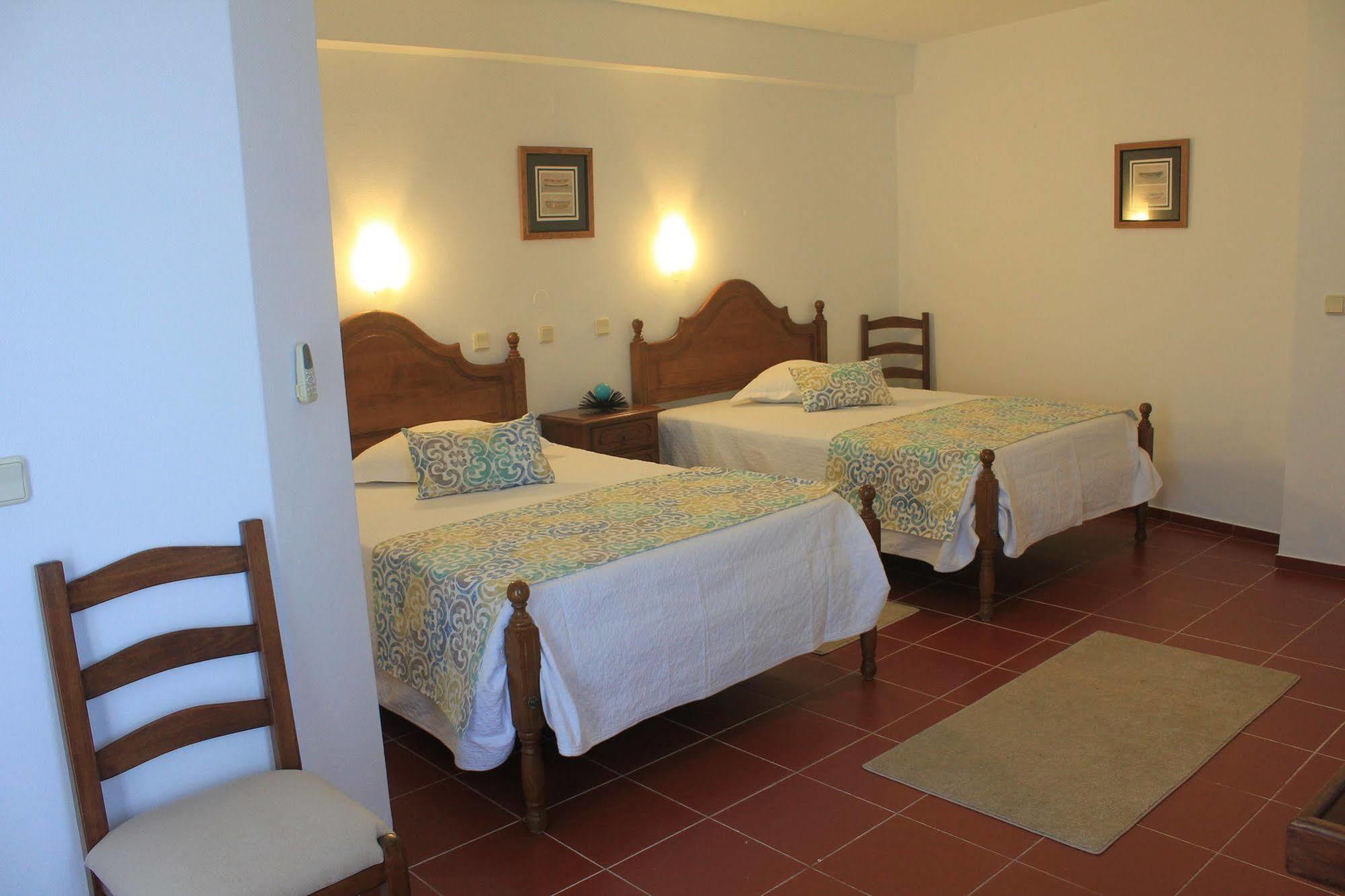 Manta Guest Bed & Breakfast Manta Rota Bagian luar foto